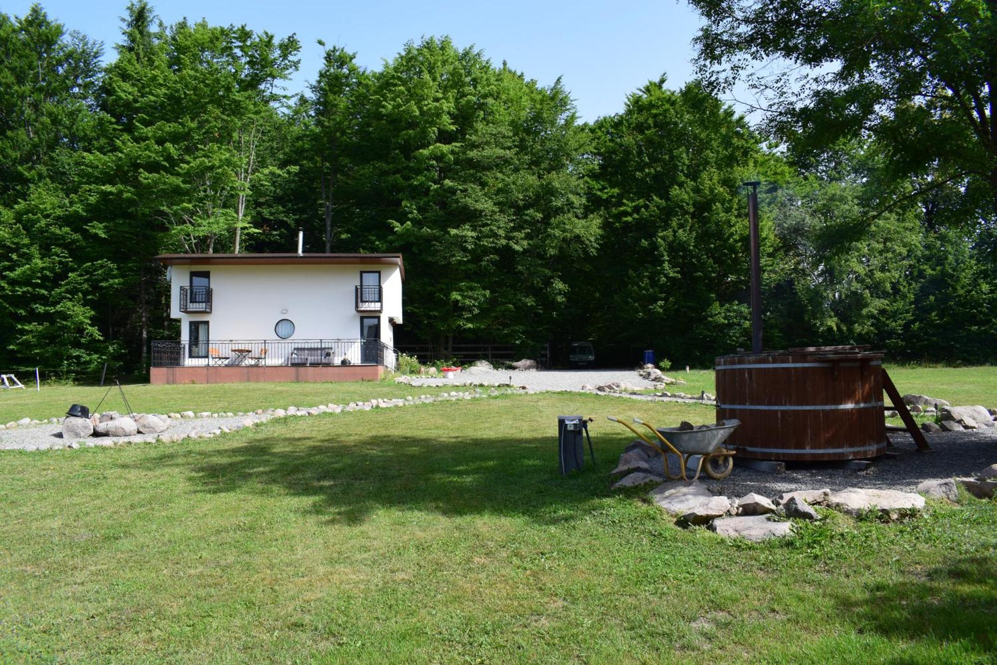 Holiday Nature House Izvoare  Luaran gambar